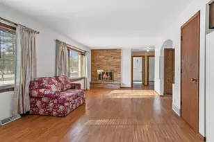 610 S Biron Dr, Wisconsin Rapids, WI 54494 - Photo 3