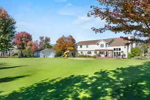 2112 W 3rd St, Marshfield, WI 54449 - Photo 7