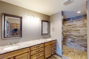 2112 W 3rd St, Marshfield, WI 54449 - Photo 27