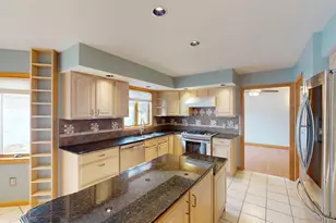 2112 W 3rd St, Marshfield, WI 54449 - Photo 17