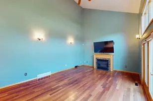 2112 W 3rd St, Marshfield, WI 54449 - Photo 33