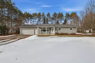 1756 Jaynes Rd, Kronenwetter, WI 54455 - Photo 5