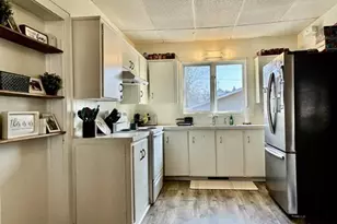 109 W 15th St, Neillsville, WI 54456 - Photo 9