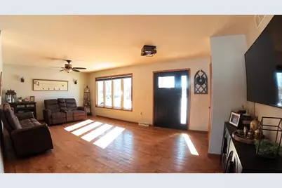 7596 Merryland Drive, Rosholt, WI 54473 - Photo 13