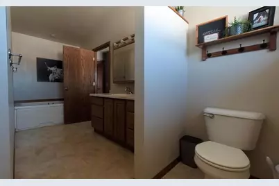 7596 Merryland Drive, Rosholt, WI 54473 - Photo 17