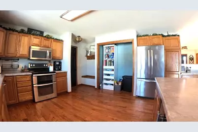 7596 Merryland Drive, Rosholt, WI 54473 - Photo 17