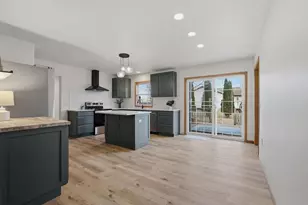 2825 Leahy Ave, Stevens Point, WI 54481 - Photo 13