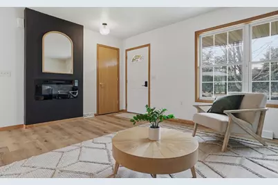 2825 Leahy Avenue, Stevens Point, WI 54481 - Photo 9