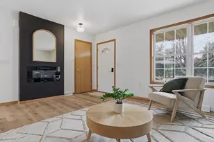 2825 Leahy Ave, Stevens Point, WI 54481 - Photo 9