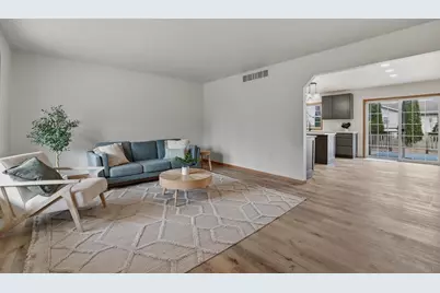 2825 Leahy Avenue, Stevens Point, WI 54481 - Photo 11