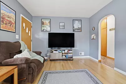 616 Walker Street, Stevens Point, WI 54481 - Photo 5