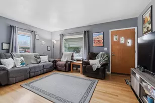 616 Walker St, Stevens Point, WI 54481 - Photo 3