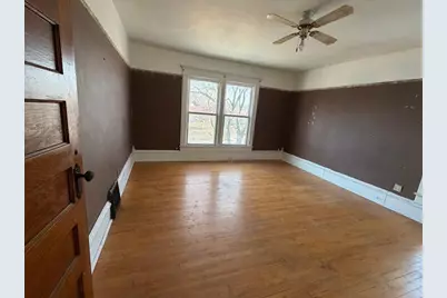 202 E Garfield Avenue, Marion, WI 54950 - Photo 11