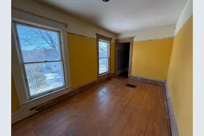 202 E Garfield Avenue, Marion, WI 54950 - Photo 13