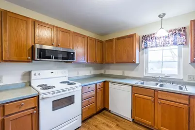 7395 Whitespire Road #Unit 11, Schofield, WI 54476 - Photo 9