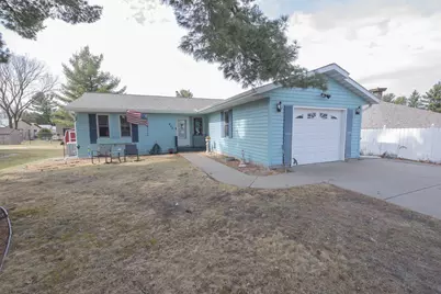 400 Soo Marie Avenue, Stevens Point, WI 54481 - Photo 1
