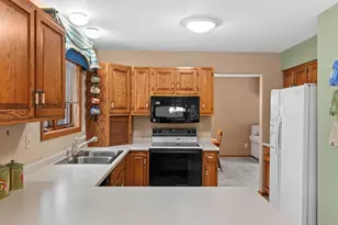 751 Karberg Ln, Port Edwards, WI 54469 - Photo 5