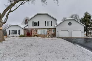 1706 Woodland Ridge Rd, Wausau, WI 54401 - Photo 5