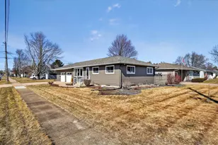 1541 E G St, Wisconsin Rapids, WI 54494 - Photo 3