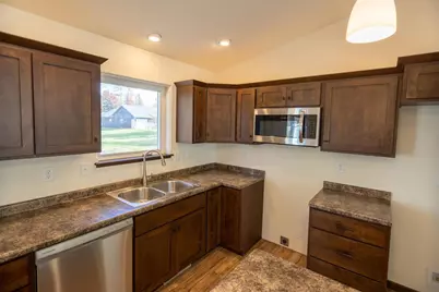 610 Still Waters Lane, Plover, WI 54467 - Photo 19
