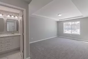 860 Torrey Pnes Wy, Plover, WI 54467 - Photo 9