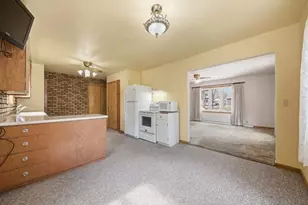 1604 W 7th St, Marshfield, WI 54449 - Photo 7