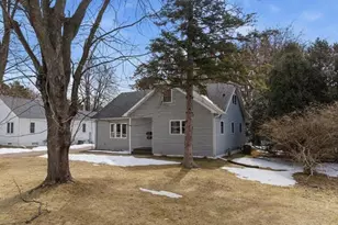 1604 W 7th St, Marshfield, WI 54449 - Photo 3