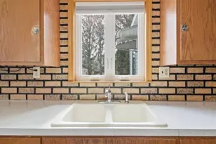 1604 W 7th St, Marshfield, WI 54449 - Photo 9