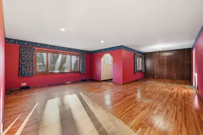 908 Green Avenue, Stevens Point, WI 54481 - Photo 5