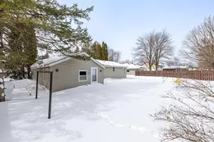 2281 S 5th St, Wisconsin Rapids, WI 54494 - Photo 17