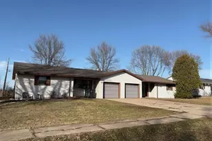 1811-1813 E Emerald St, Marshfield, WI 54449 - Photo 3