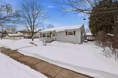 2900 Dixon Street, Stevens Point, WI 54481 - Photo 1