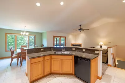 209 Morningside Drive, , WI 53531 - Photo 7