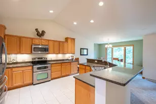 209 Morningside Dr, , WI 53531 - Photo 5