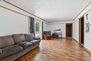 1915 School St, Stevens Point, WI 54481 - Photo 7