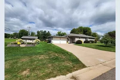 201 N 3rd Street, Colby, WI 54421 - Photo 3