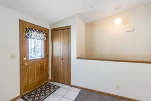 119300 Hawk Ct, Stratford, WI 54484 - Photo 5