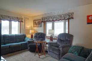 338 N Franklin St, Stetsonville, WI 54480 - Photo 9