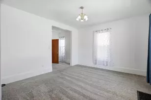 504 S Maple Ave, Marshfield, WI 54449 - Photo 7