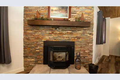 412 S Cypress Avenue, Marshfield, WI 54449 - Photo 5