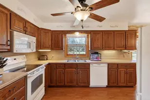 7710 Meadowlark Ln, Wisconsin Rapids, WI 54494 - Photo 5