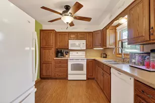 7710 Meadowlark Ln, Wisconsin Rapids, WI 54494 - Photo 3