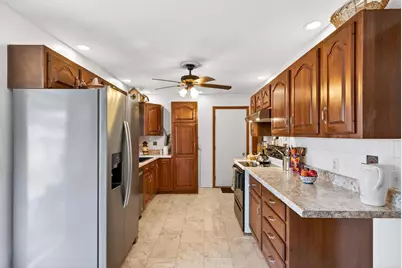 1160 Lakewood Lane, Wisconsin Rapids, WI 54494 - Photo 3