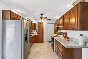 1160 Lakewood Ln, Wisconsin Rapids, WI 54494 - Photo 3