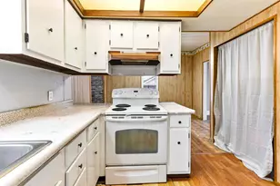 621 Avon St, Wisconsin Rapids, WI 54494 - Photo 9