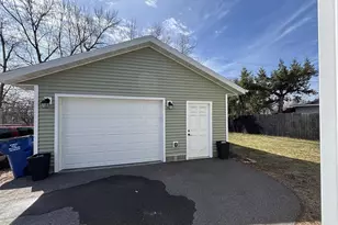 909 Grand Ave, Merrill, WI 54452 - Photo 15