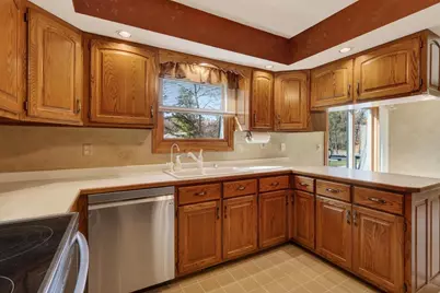 2641 Parkway Court, Wisconsin Rapids, WI 54494 - Photo 3