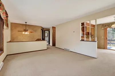 2641 Parkway Court, Wisconsin Rapids, WI 54494 - Photo 11