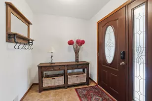 5464 Windy Dr, Stevens Point, WI 54482 - Photo 5