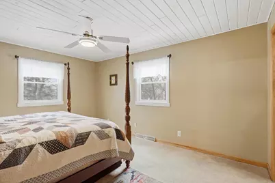 1611 N Broadway Avenue, Marshfield, WI 54449 - Photo 19